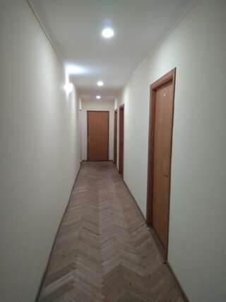 Отель Hotel Tsentralnoho Budynku Khudozhnyka Киев-7